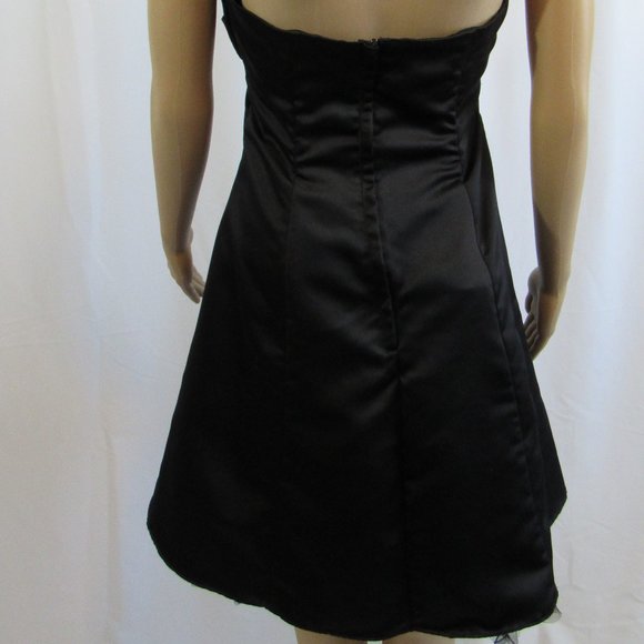 Urban Girl Nites Black Cocktail Party Dress - Above the Knee, Halter - Size 5-6 - Picture 4 of 9